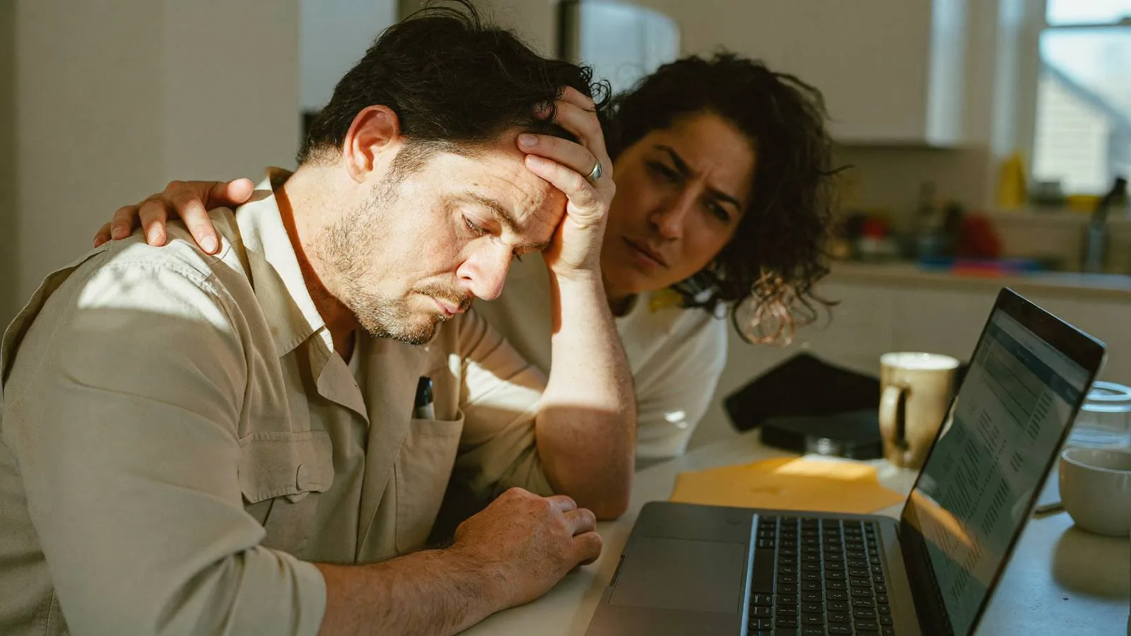 CRA froze my bank account: what a CRA freeze is and how to unfreeze a frozen bank account